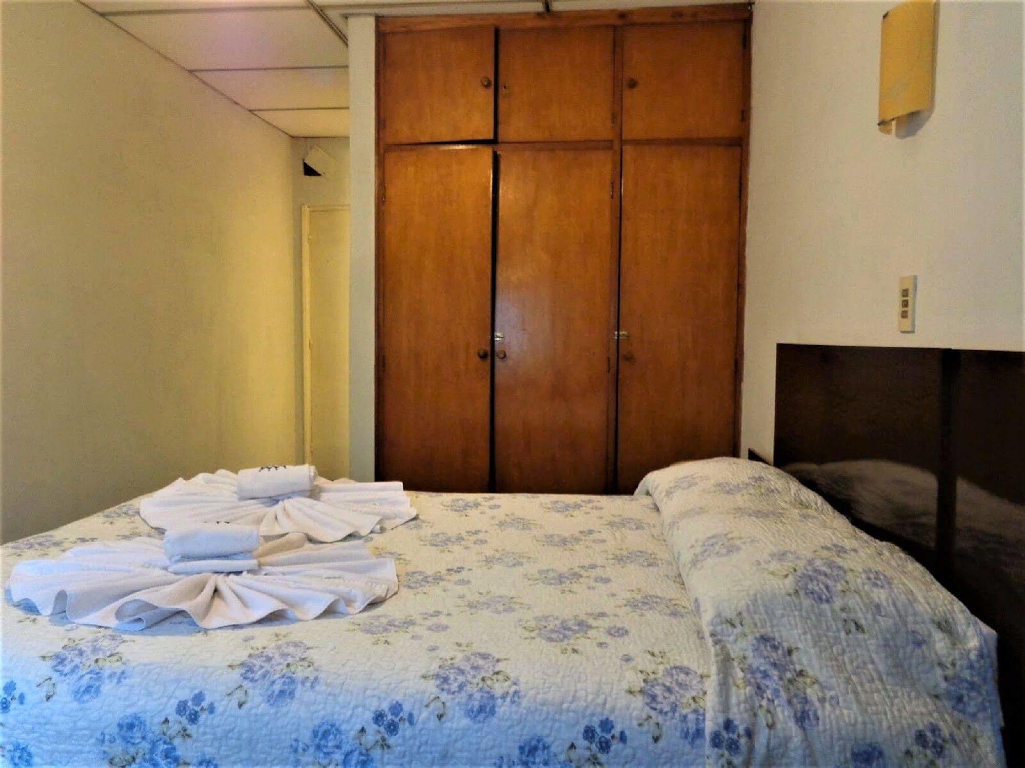 Hotel Richmond Montevideo Buitenkant foto